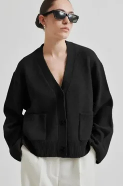 Alpha neuletakki, black