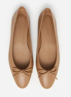 Bodil ballerinat nahkaa, cognac