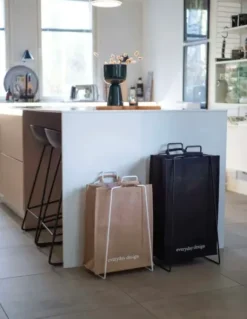 Everyday Design - Turku XL teline, musta