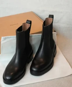 Flattered - Franca nilkkurit nahkaa, musta