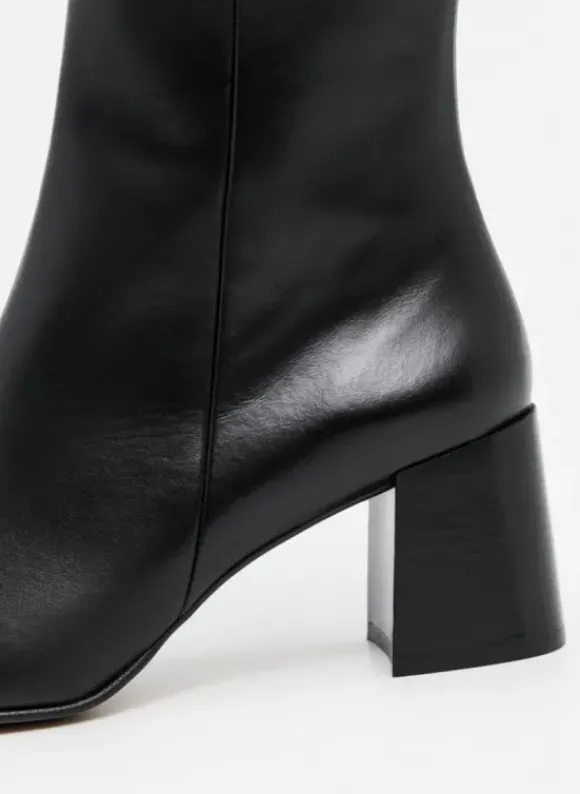 Flattered - Gill nilkkurit nahkaa, musta