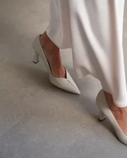 Flattered - Rose leather korkokengät, creme