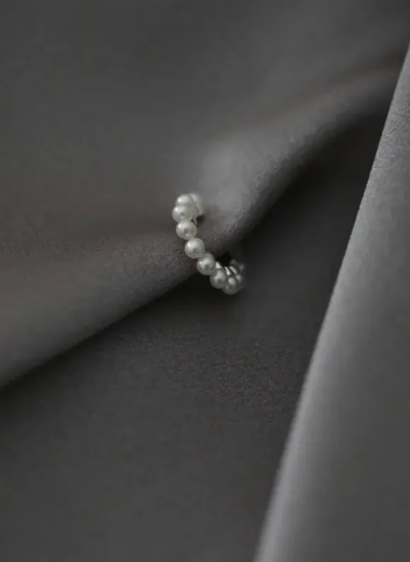 Gauhar - EAR CUFF pearl korvakoru