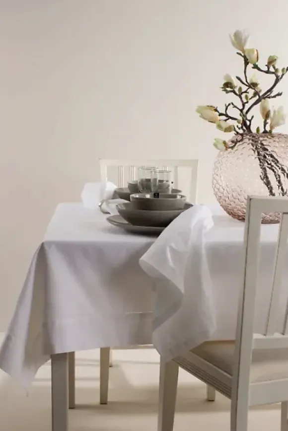 Himla - Ebba pellavapöytäliina, valkoinen 160x160cm