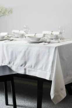 Himla - Ebba pellavapöytäliina, valkoinen 160x160cm