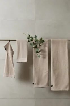 Himla beige froteepyyhe, kaksi kokoa