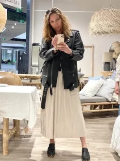 Human Scales - Emelie musta oversize nahkatakki