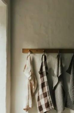 Johanna ruudullinen keittiöpyyhe pellavaa, brown/nat