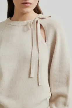 Joline Knit O-Neck, pumice stone