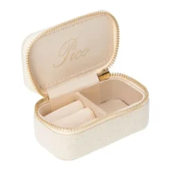 Korurasia pieni, ivory