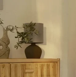 Matala pöytävalaisin, smoke