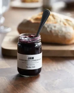 Nicolas Vahé - Hillo, mustaherukka & granaattiomena