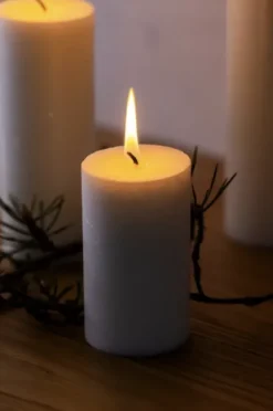 Oliiviöljykynttilä 6 cm x 10cm, sand