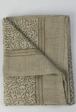 Olsson & Jensen - Felicie pöytäliina 150x300