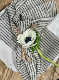 Olsson & Jensen - pellavaservetti, raidallinen 45x45 cm