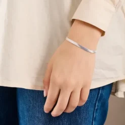 Pernille Corydon - Edith rannekoru, hopea