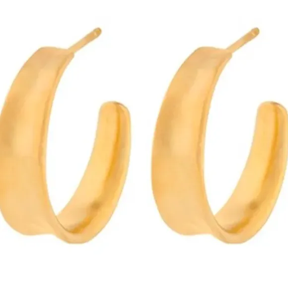 Pernille Corydon - Small Saga korvakorut, kulta