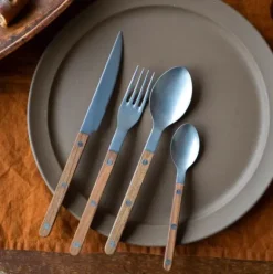 Sabre - ruokalusikka, teak