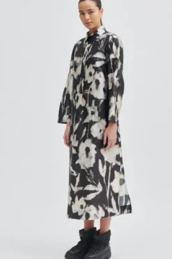 Second Female - Softly paitismekko, Black