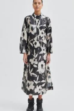 Second Female - Softly paitismekko, Black