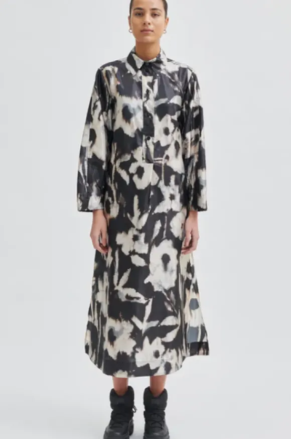 Second Female - Softly paitismekko, Black