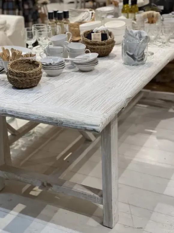 Snowdrops Copenhagen - ruokapöytä suorilla jaloilla 240cm #660, off white