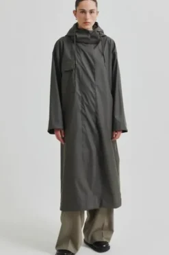 Stormie sadetakki, thunderstorm