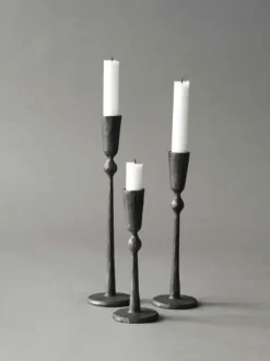 Tell Me More - Boule kynttilänjalka, musta S