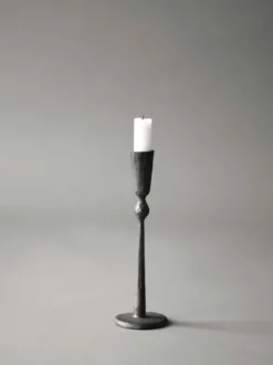 Tell Me More - Boule kynttilänjalka, musta M