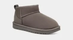 UGG - Classic ultra mini, grey