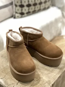 UGG - Classic ultra mini platform, chestnut
