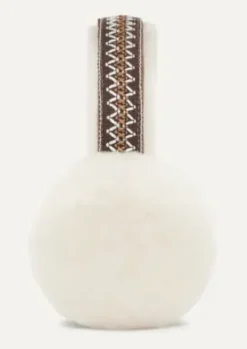 UGG - Tasman korvaläpät, luonnonvalkoinen/kastanja