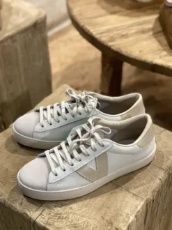 Victoria - nahkatennarit, hielo