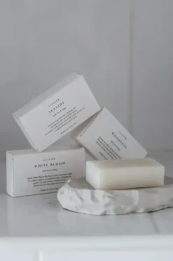 White Bloom palasaippua 120g