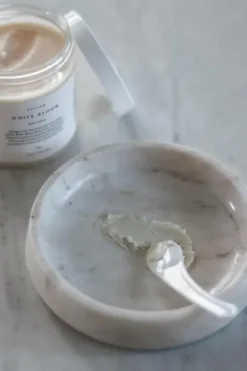 White Bloom vartalonkuorintasuola 300ml